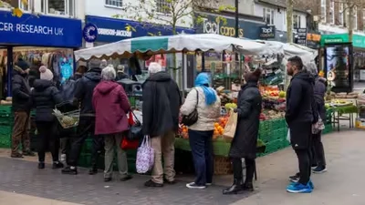 UK public inflation expectations fall to lowest in over 2 years
