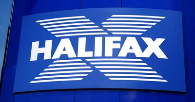 Lloyds and Halifax banking app customers urged 'do not make repeat payments'